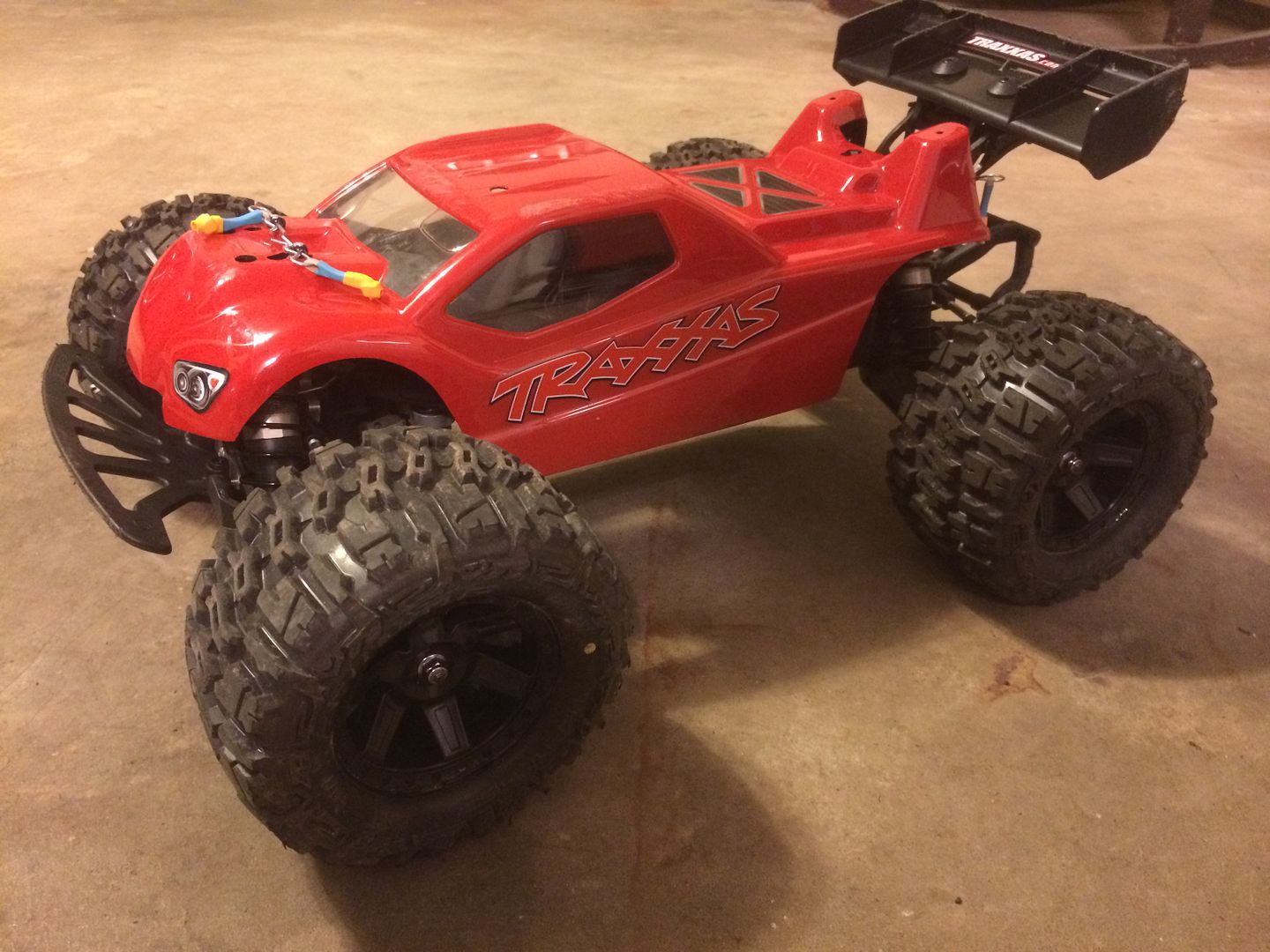 traxxas slash 4x4 wheels and tires